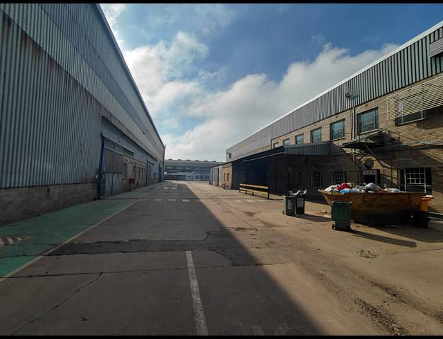 25,084M² FACTORY TO LET IN CLAYVILLE